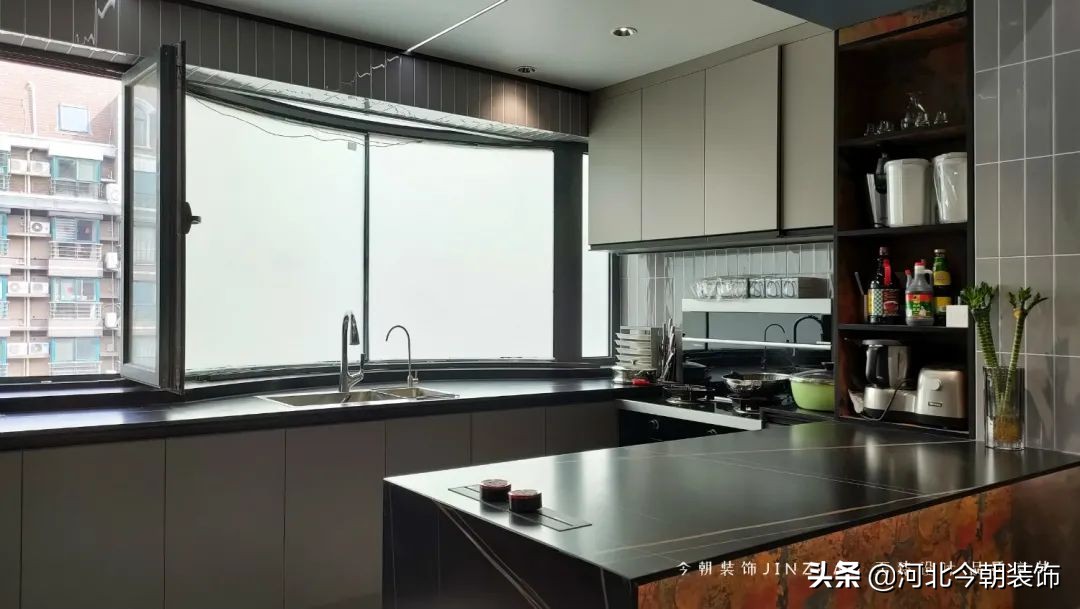 现代轻奢无主灯设计实景小户型,现代风格无主灯设计大宅