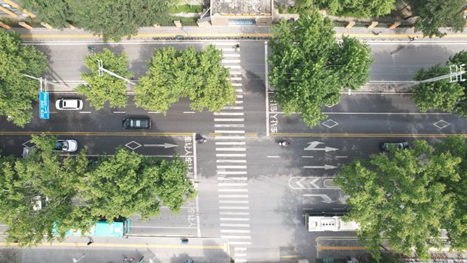 西安劳动路与友谊路转盘经常拥堵？交警做了以下优化