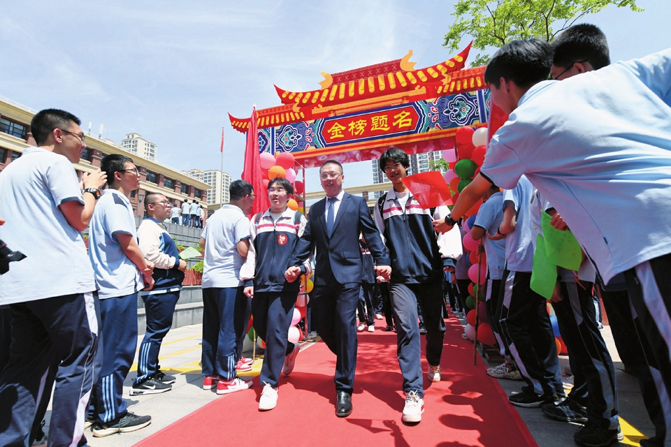 山西省30万考生参加高考,1291万考生奔赴考场