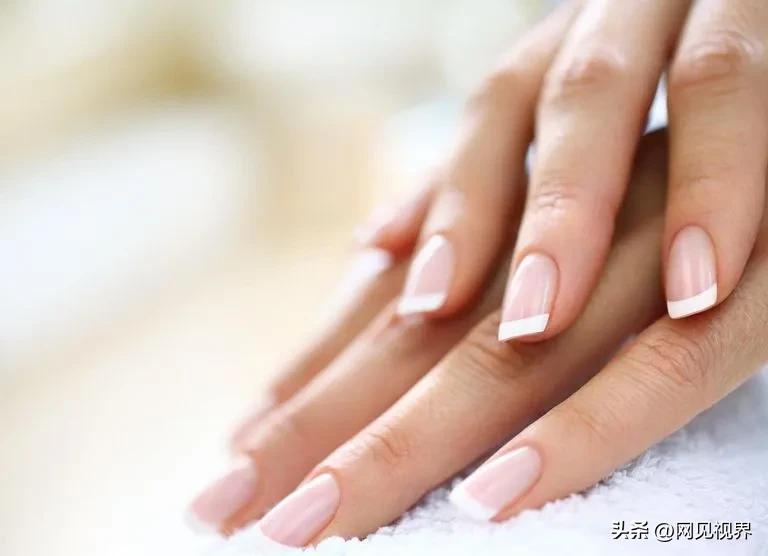 10个超简单化妆技巧视频,5个化妆小技巧学会了堪比整容