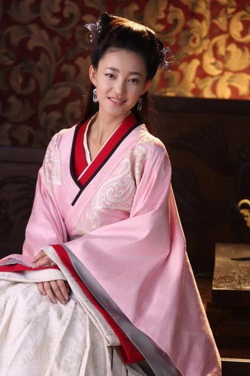 王丽坤夜光麻将啥意思,夜光麻将王丽坤现状