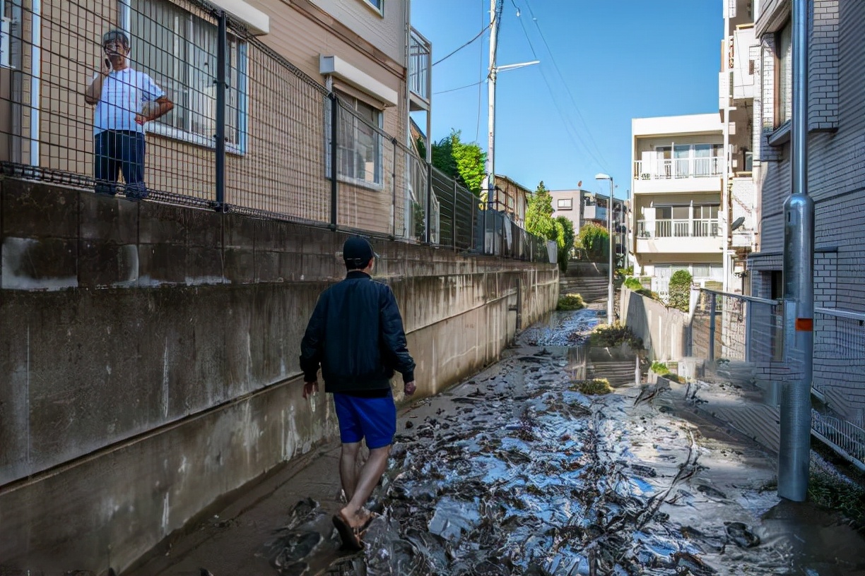 日本学校需要脱鞋吗,日本为什么上学脱鞋