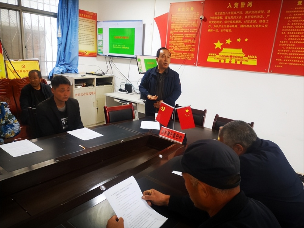 科技下乡点亮致富路——宝鸡公路管理局第二机械化养护中心举办生猪养殖讲座