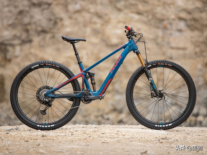 超轻电助力再进化!16.4kg的PivotShuttleSL电助力山地车