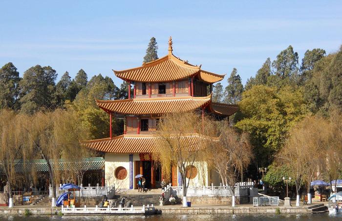 昆明十大必去旅游景点三日游,昆明四大名山景区