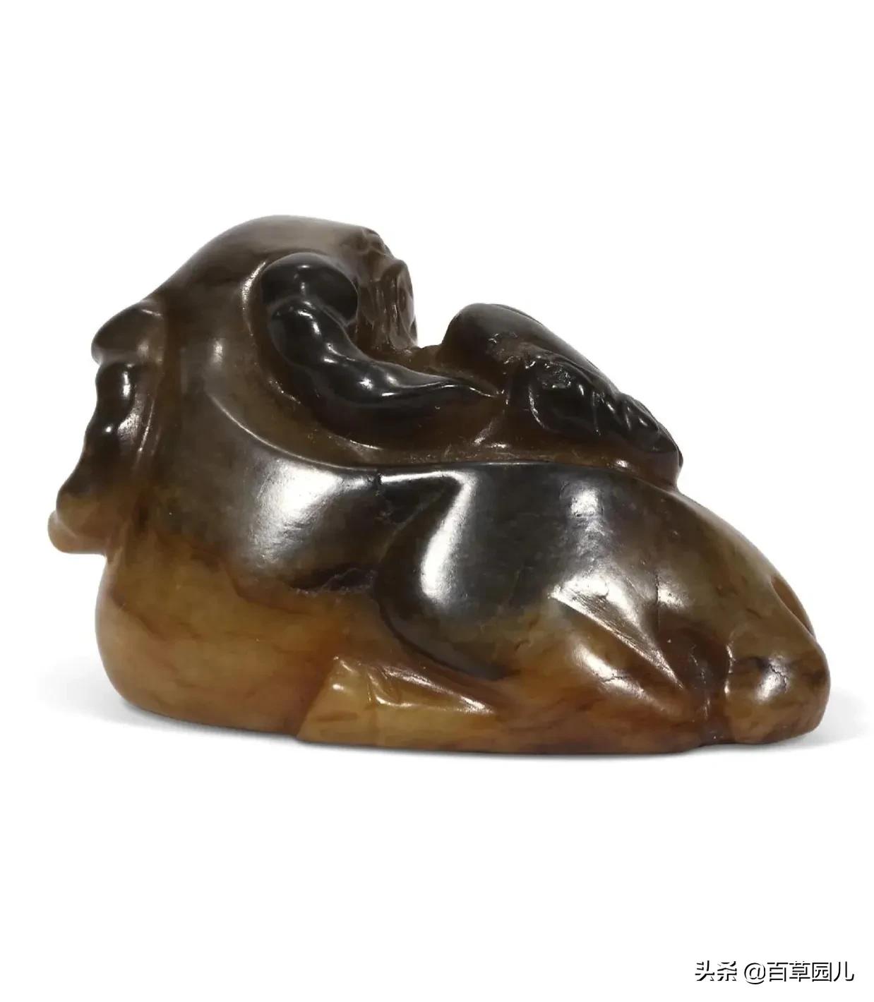 一只白玉蟹5万！一只骆驼1.6万！香港玉器小件儿最新成交