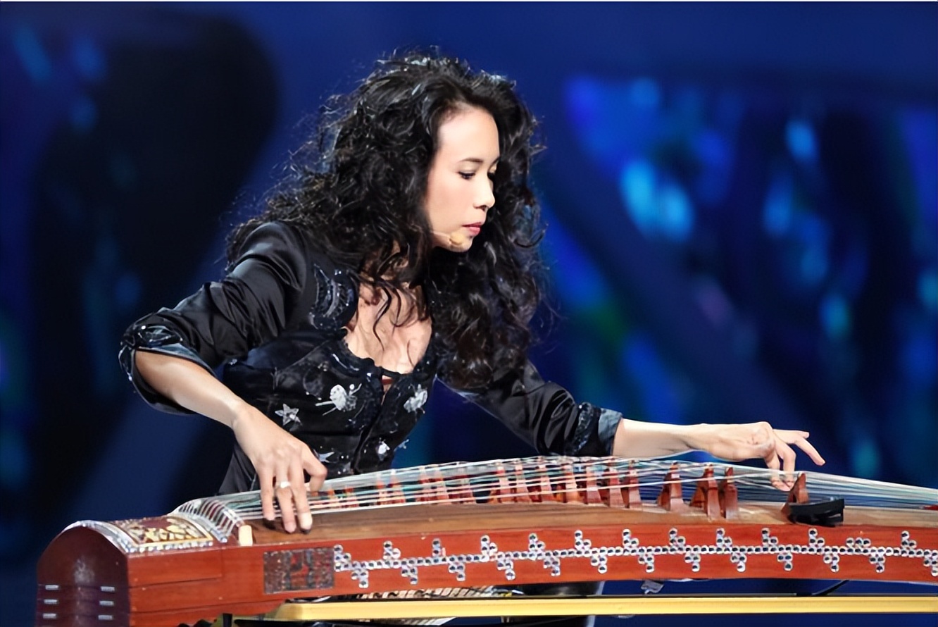 回应穿辱华品牌服装,穿辱华品牌会挨打吗