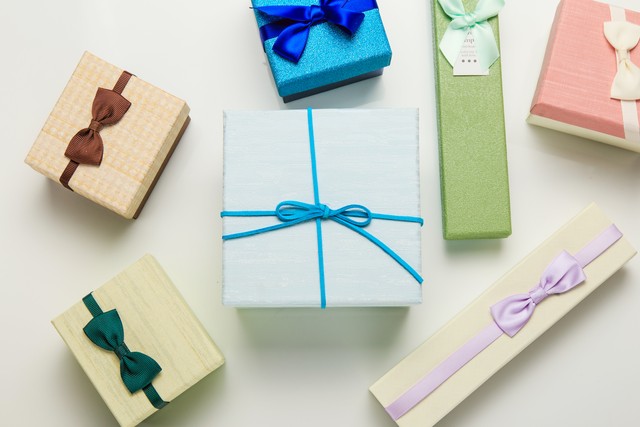 邮储银行什么情况送礼品,为什么去邮储银行存钱有礼品赠送