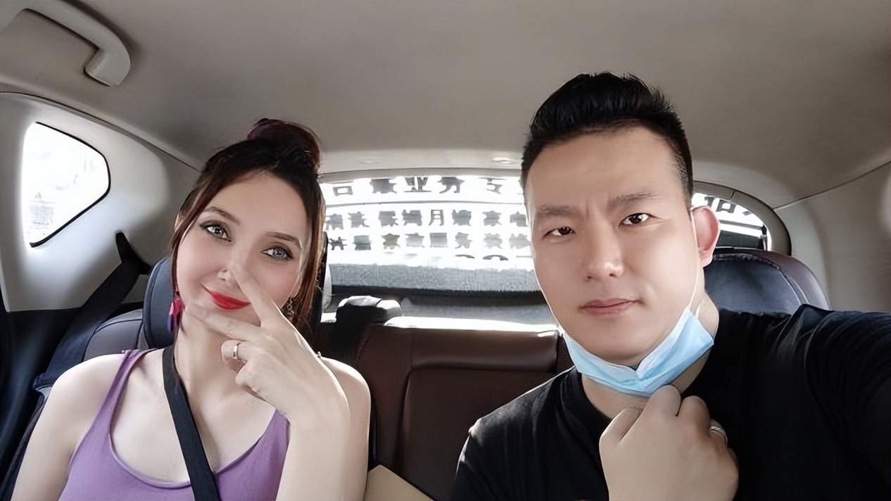 迪拜空姐露娜,露娜迪拜空姐