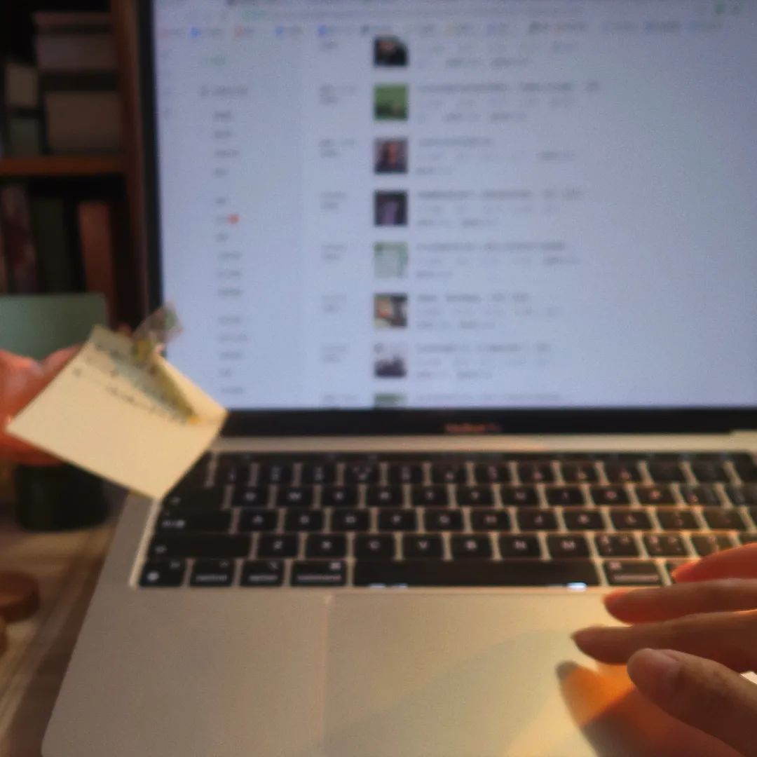 普通人如何做业余写作月入2万,写作赚钱副业怎么做