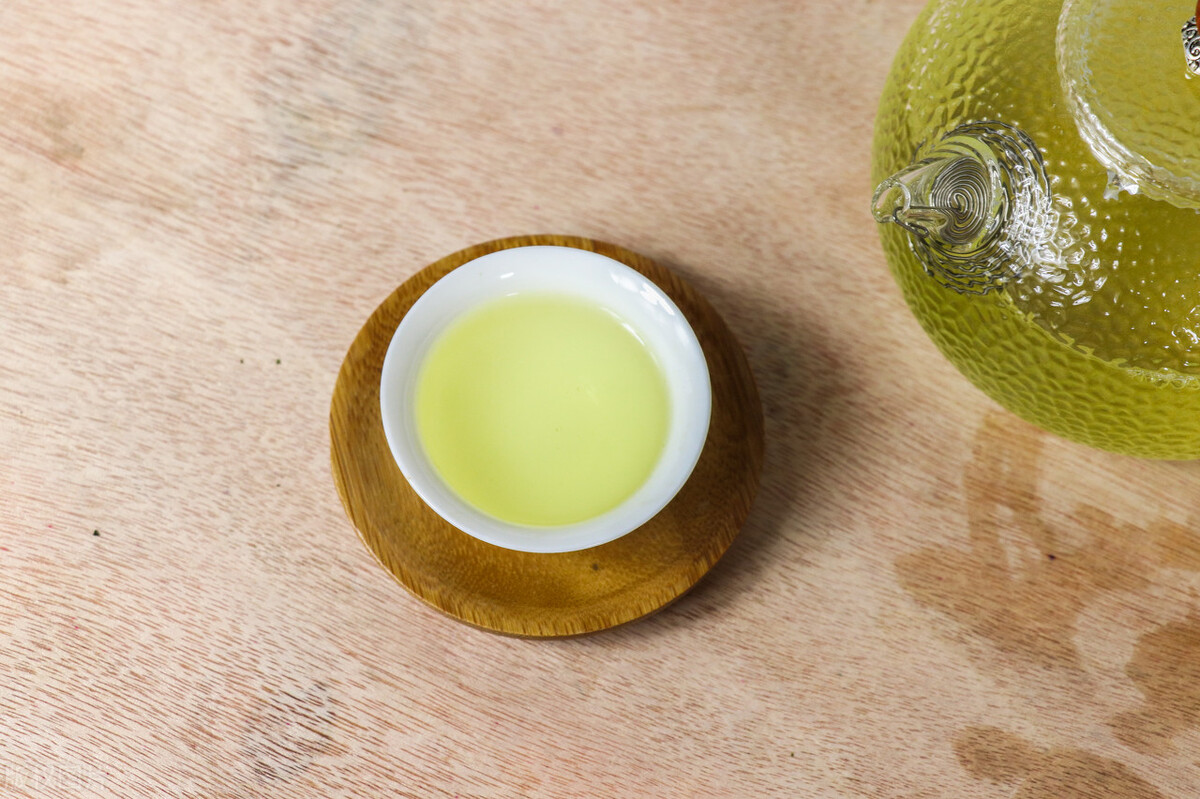 如何辨别铁观音加香精的真假,铁观音的兰花香辨别真假