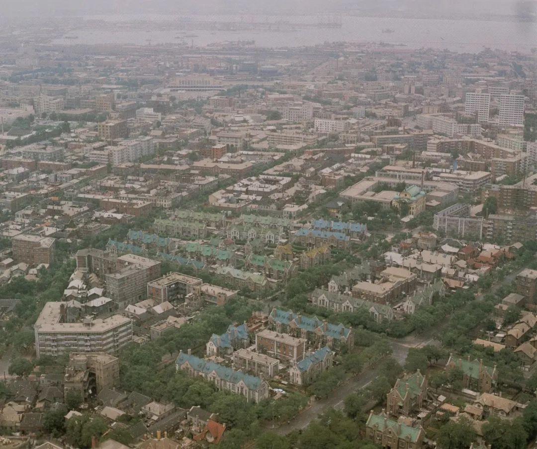 鍔冲姩鍏洯鐏溅澶翠綋鑲插満,婊￠搧