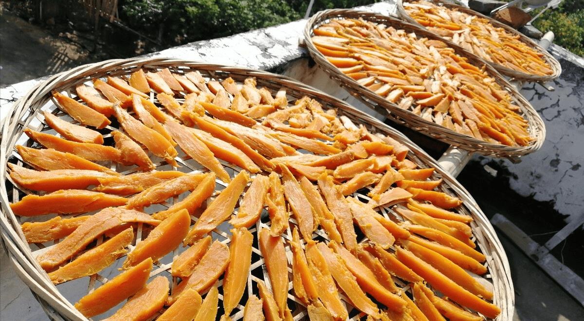 红薯干怎么做才不干硬,干硬的红薯干怎样又红又透明