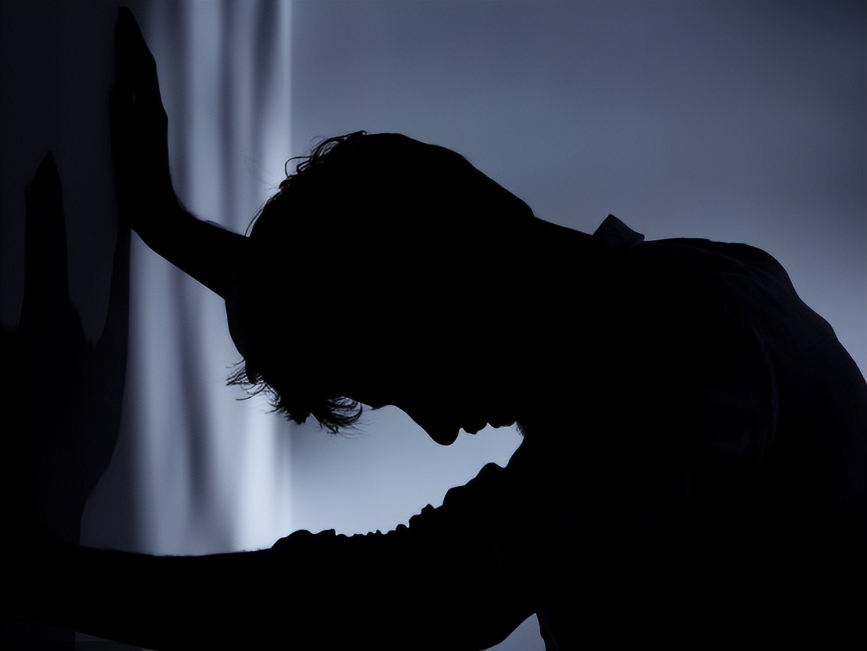 双相情感障碍自杀率是常人的25倍如何应对病情复发？