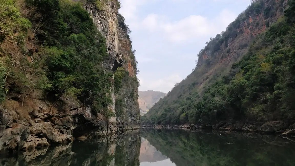 66年毛主席敲定一项绝密工程,建设17年即将竣工,中央:永久停止