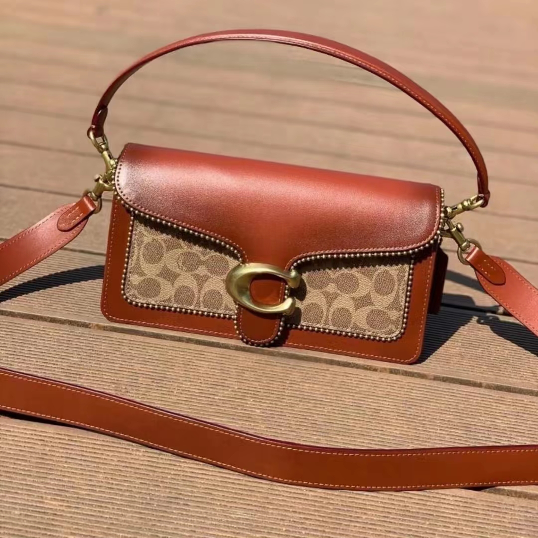 杨紫古装试穿,杨紫许凯上台穿的套装