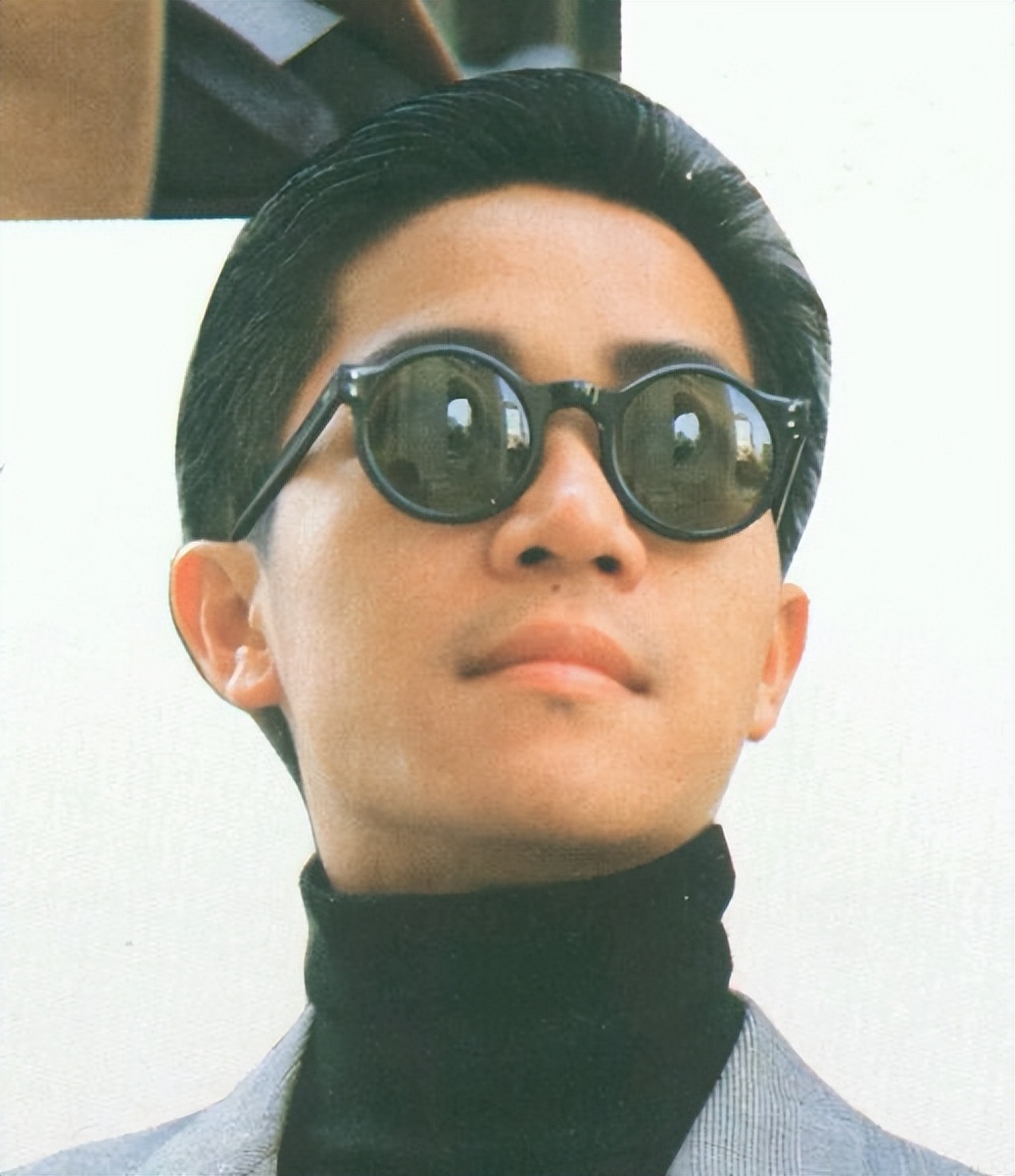 陈百强身材和穿衣风格,陈百强的穿着打扮