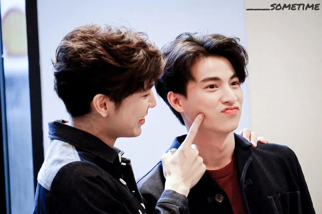 热爱足球的人间天使-糕卡娜