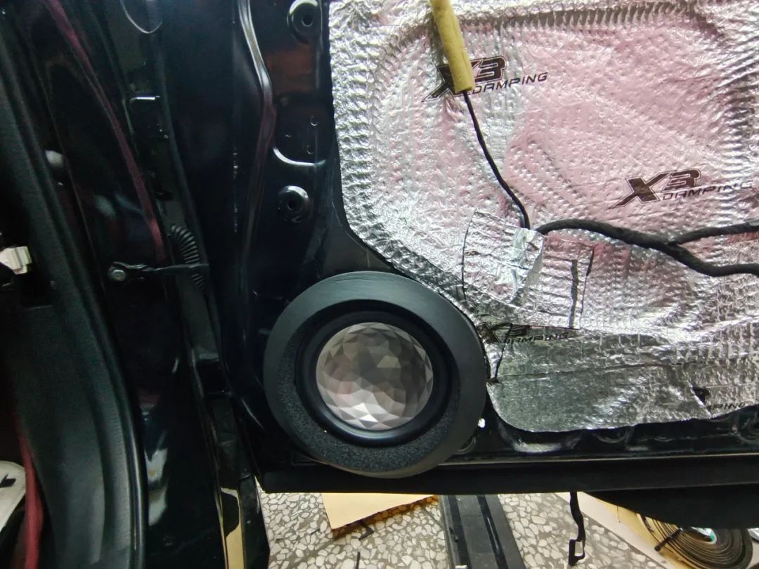 长春汽车音响改装宝马,雅阁德国彩虹音响喇叭