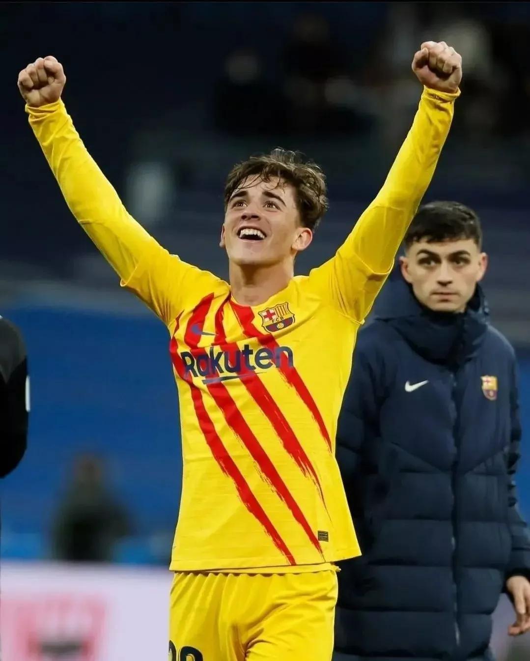 世界杯开幕式上的神颜,世界杯赛场上的帅哥