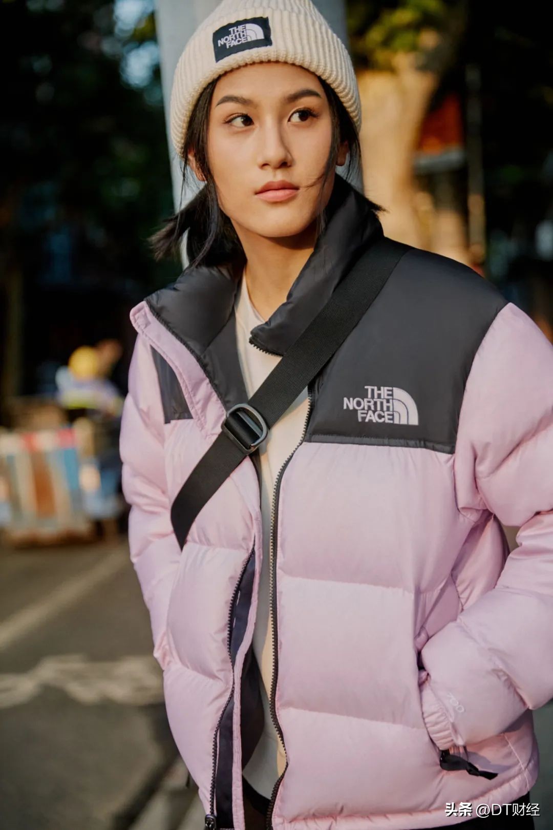 北面饱和感,北面为何成为校服