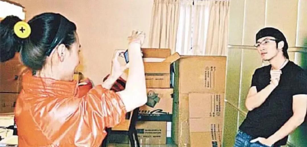 港风张柏芝盛世容颜,曾被媒体称作玉女掌门人的张柏芝