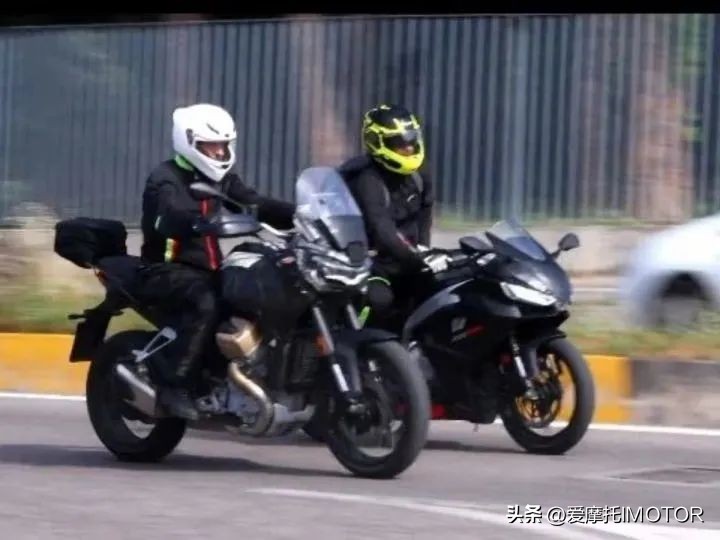 rs440阿普利亚售价,阿普利亚rs440实车视频曝光