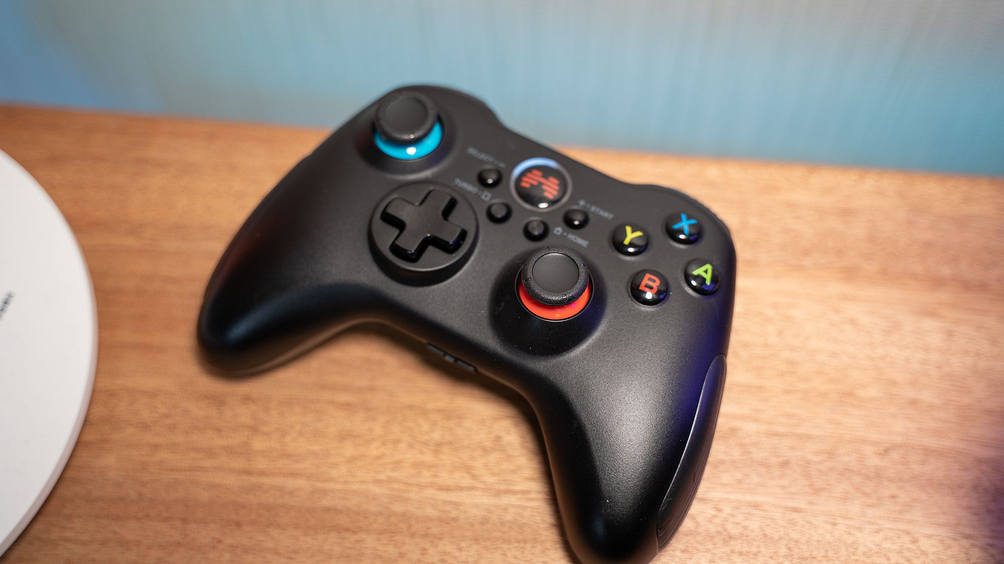 switchpro手柄国产平替雷神,switchpro手柄和北通阿修罗