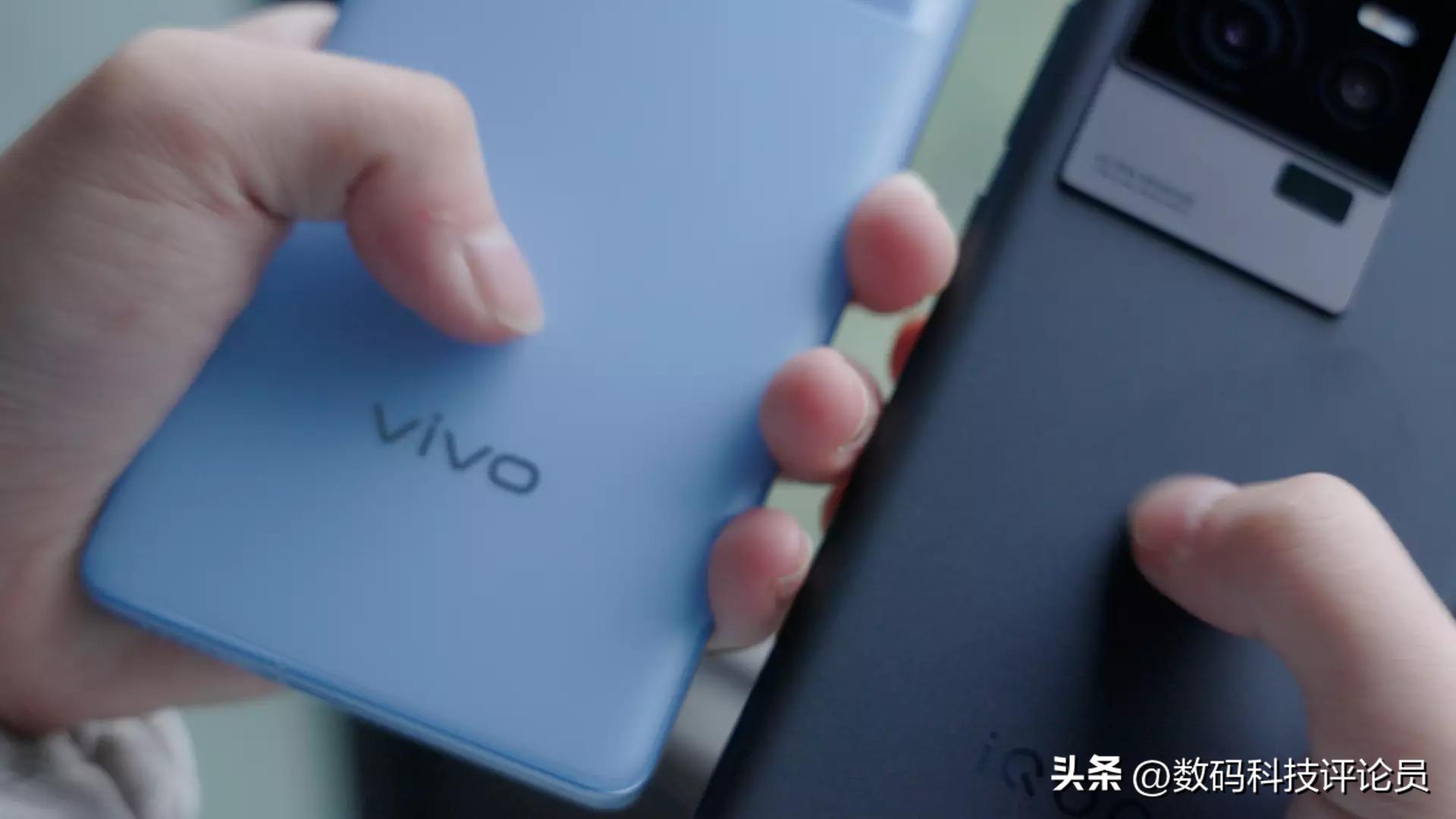 iqoo11pro跟vivox90哪个更值得,iqoo11与vivox90哪个值得入手