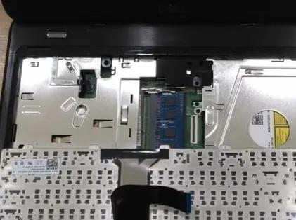 戴尔5560键盘更换教程,戴尔e6220键盘怎样拆