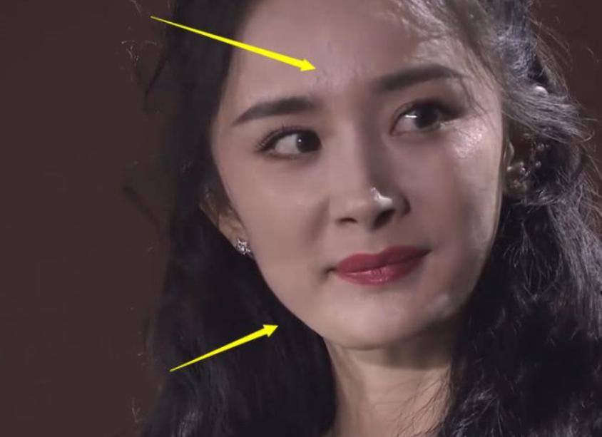 完美女神根本不存在！死皮、黑头、痘痘、毛孔…怼脸暴露真实颜值