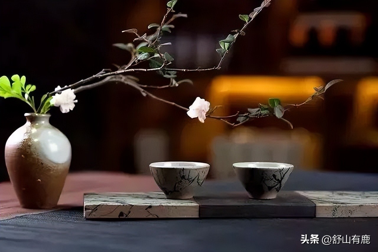 一个人让你有了心痛的感觉,一个人让你产生错觉