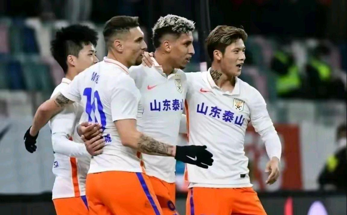 最奇葩中超冠军?北京不弃权上替补输9个,山东逆袭!足协会咋办