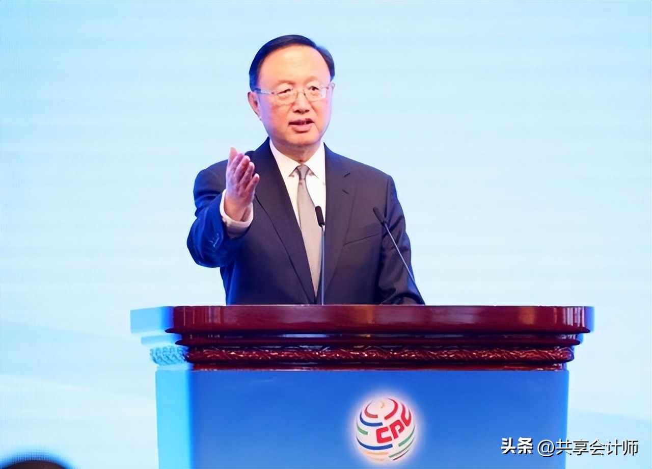 宝马Mini冰淇凌事件，崇洋媚外的国人什么时候才醒悟？