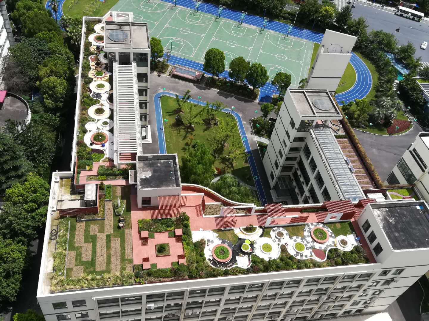 上海四所超级中学,上海四大名校之首上海中学