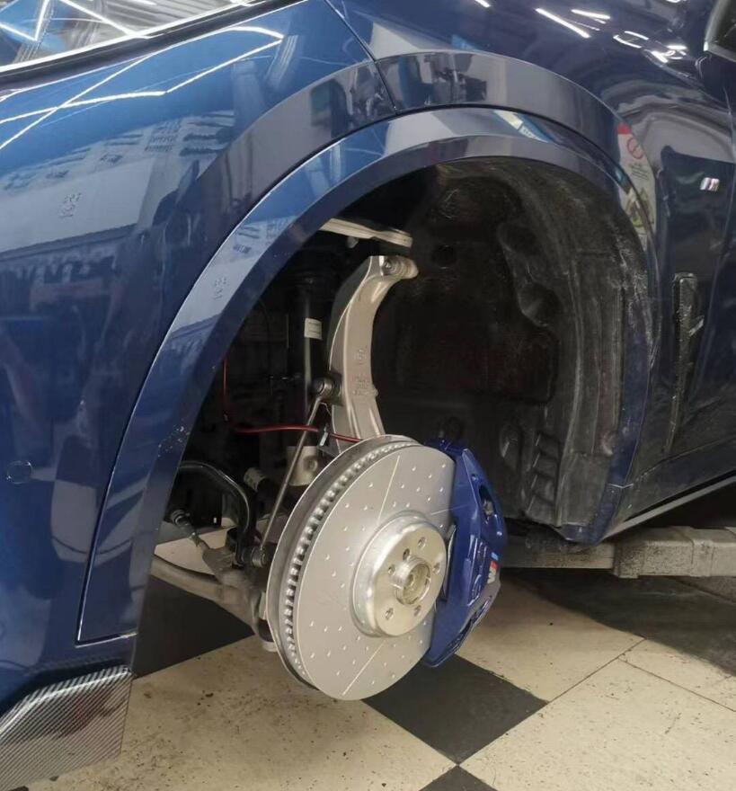 x5宝马2020刹车卡钳套,新款宝马x5刹车卡钳拆装