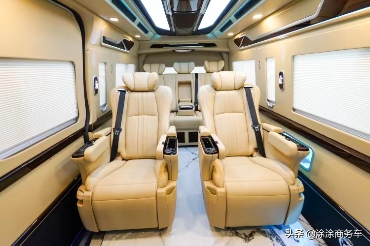 七座进口丰田海狮蓝牌可驾驶,全新丰田海狮七座商务车