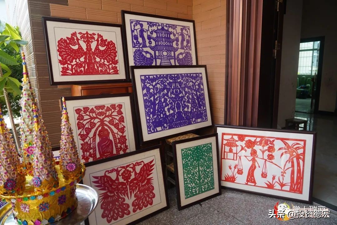 瑞丽德昂泼水狂欢节,云南旅游攻略德宏泼水节