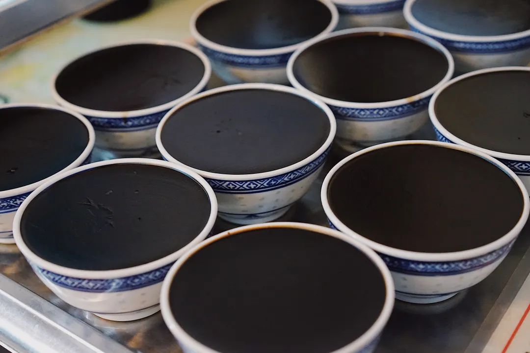 奇了怪了，究竟是什么宝地让广州老饕们也净爱往这钻？