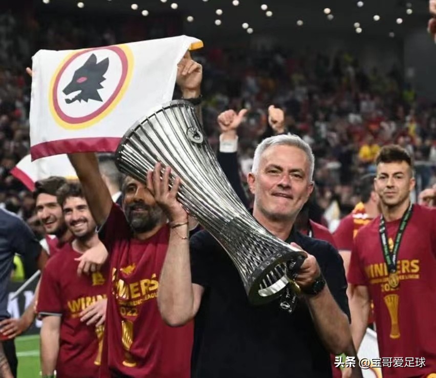 2003皇马最大惨案,梅西破了球王贝利的三大纪录