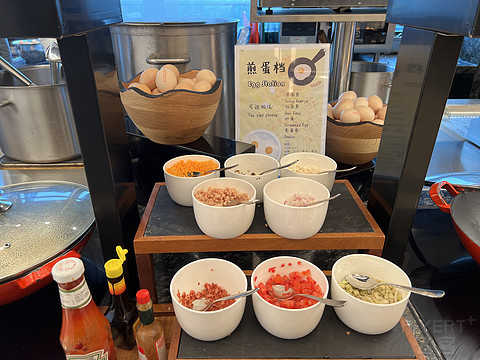 窗含西岭千秋雪成都环球中心雪山,窗含西岭千秋雪魅力成都