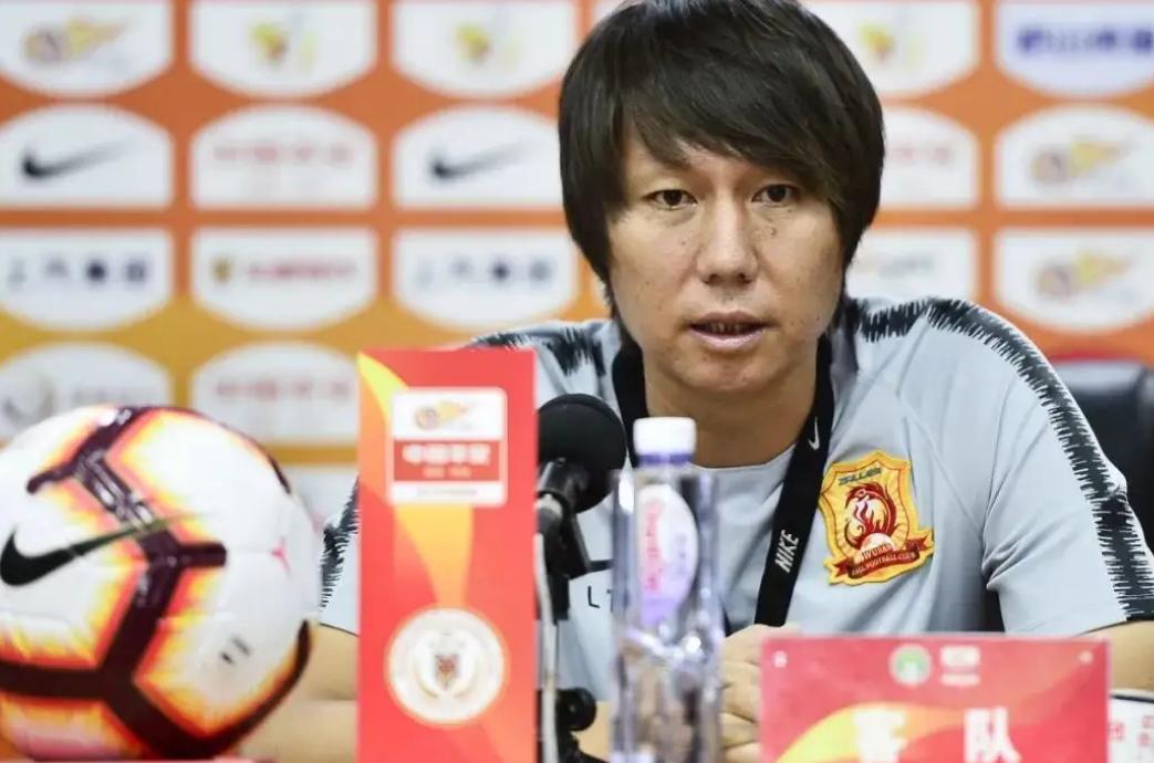 李铁两次冲超都靠假球,李铁靠假球带队冲超成功