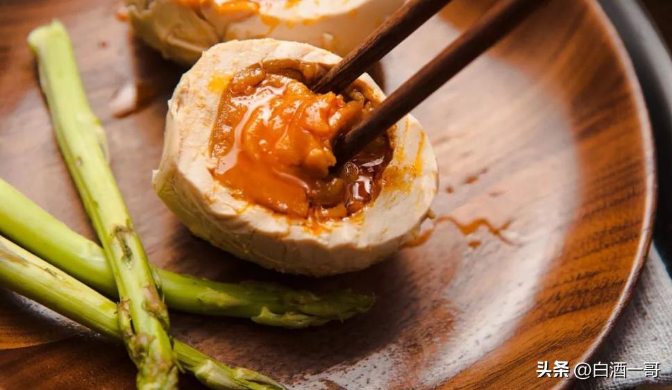 四川成都特色啤酒,啤酒鸭非遗美食