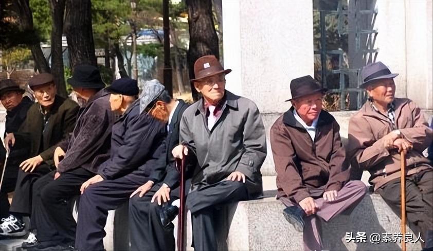 一年减少9万人，国家面临消失危机，韩国年轻人为啥不愿结婚生子