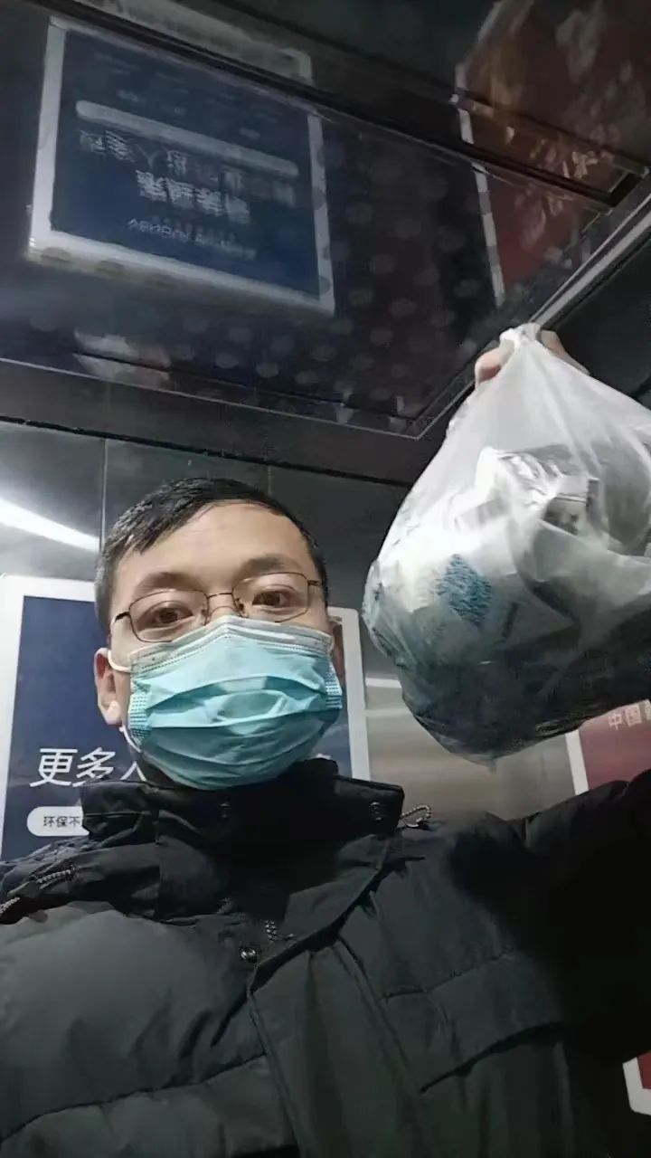 30多岁适合干陪诊师吗,90后宝妈做陪诊师1天赚298元