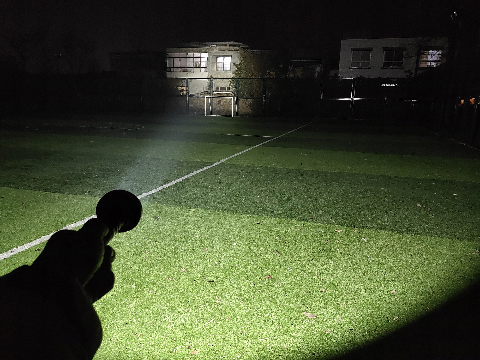 过万流明,迈特明酷fw3泛光多少流明