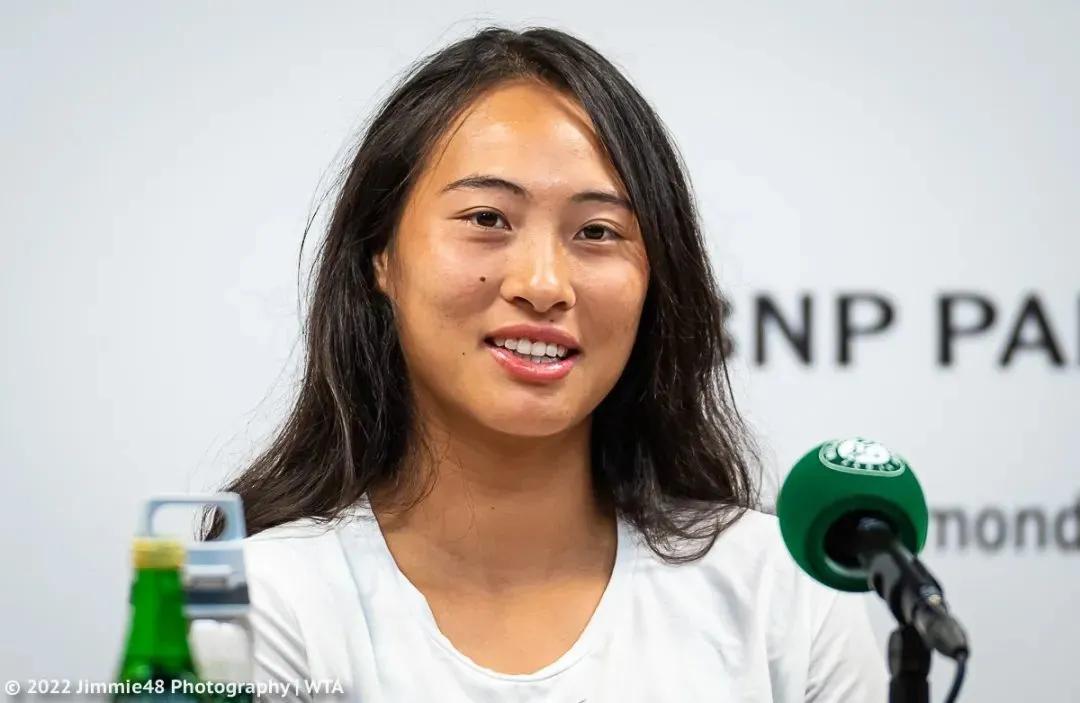 热点||挑战世界第一，这个19岁中国网球美少女是下一个李娜么？