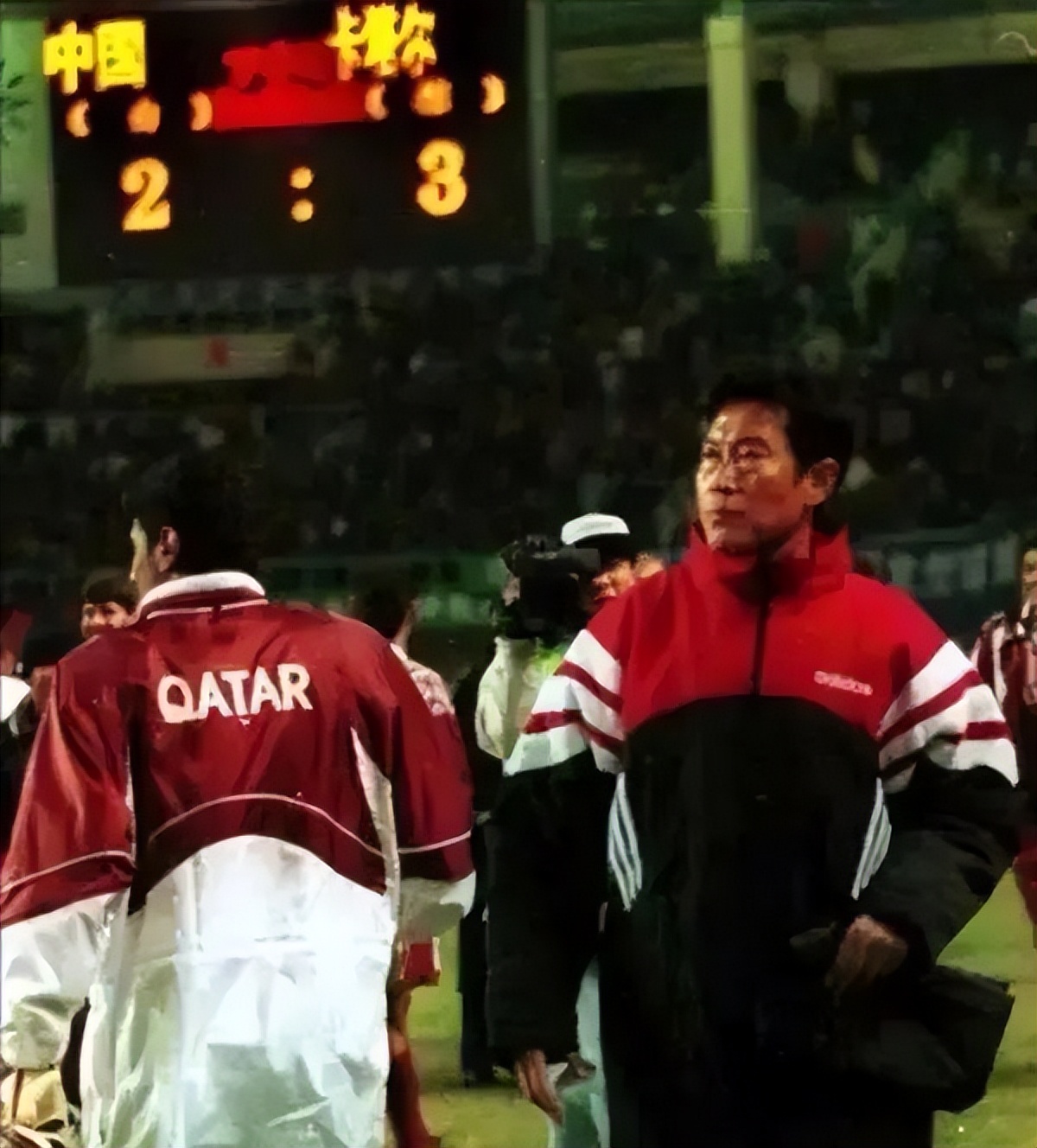 李铁，对得起我们吗？XXX,退钱