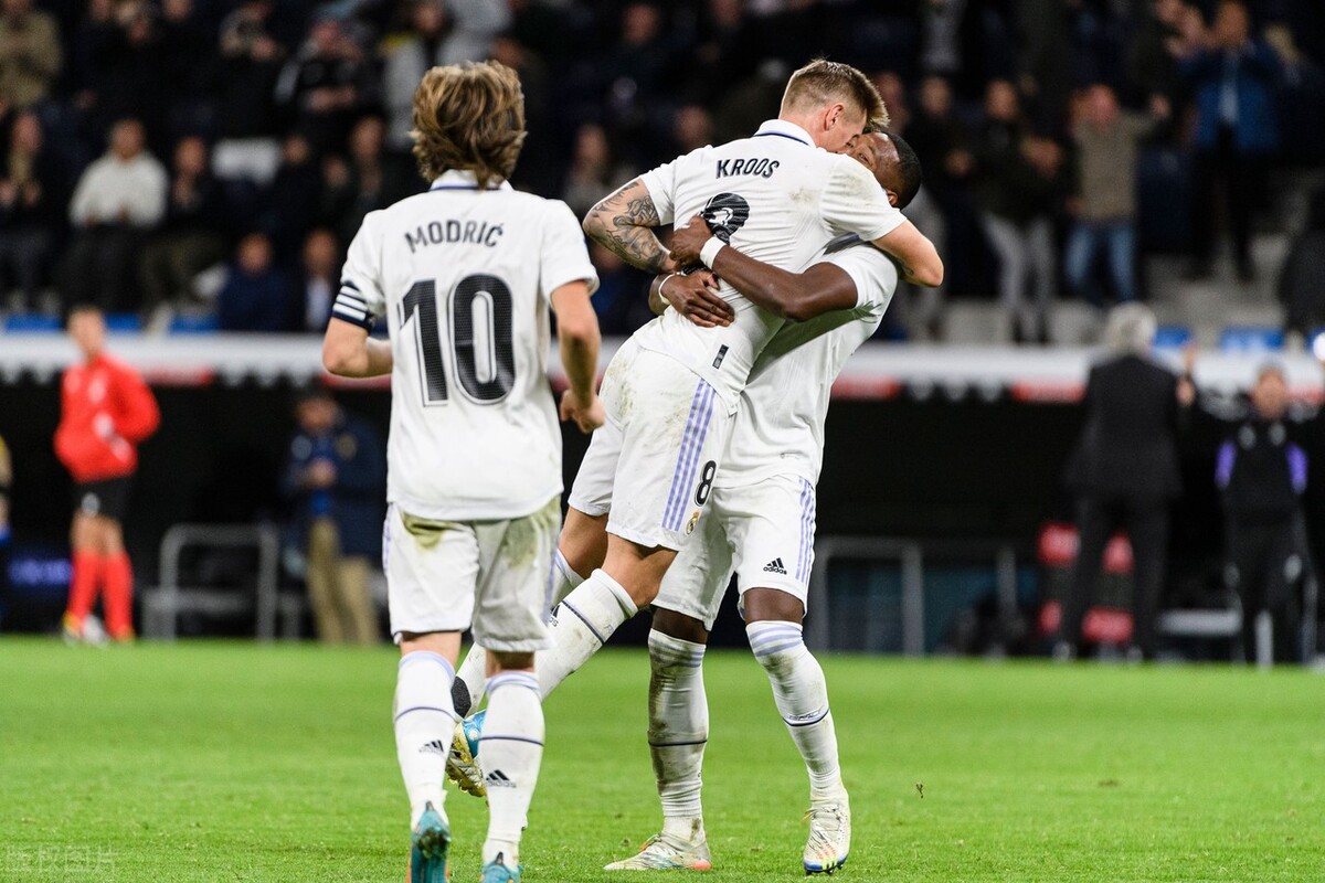 海牙VS罗达JC！竞彩5串1推荐：足球扫盘预测，附信心稳胆解析