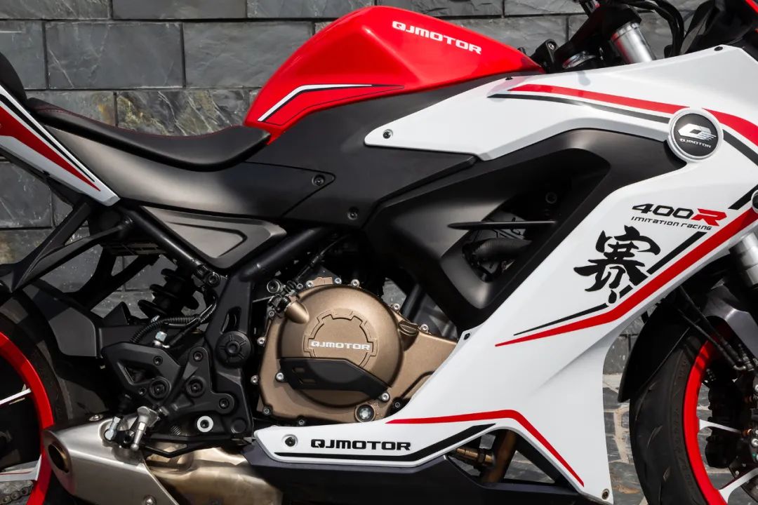 qj赛400a落地价多少钱,qjmotor400预计什么时候出新款